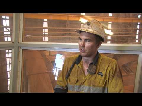 Working for Fortescue Metals Group (FMG): Michael, train unloader