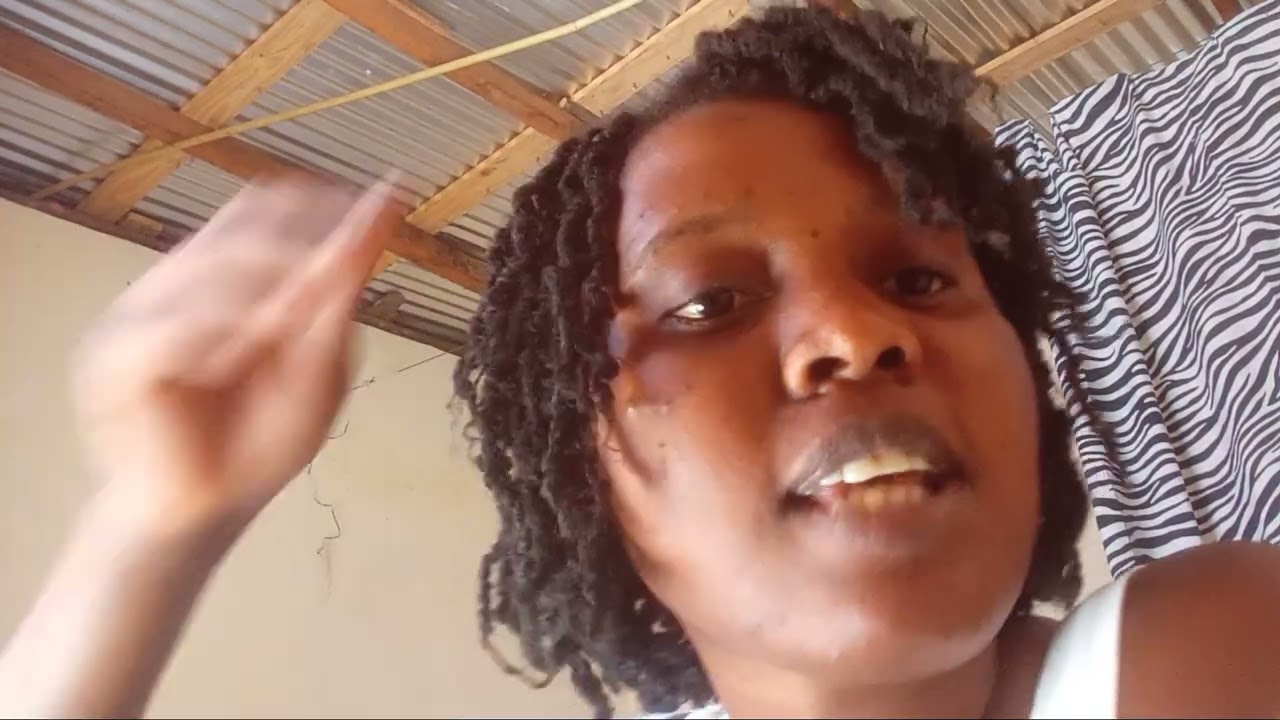 Mw. Di lidoo mennaj lia seyon vye moun lêd li fache prank 😒😒