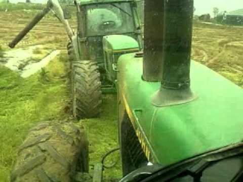 JOHN DEERE 6510 +BOTTE GRAZIOLI 150 E JOHN DEERE 4055