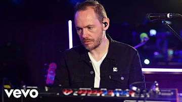 CHVRCHES - This Is What You Came For (Calvin Harris ft. Rihanna cover) in the Live Lounge