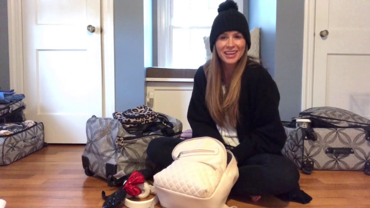 TIPS ON HOW TO PACK EFFICIENTLY FOR TRAVEL - YouTube