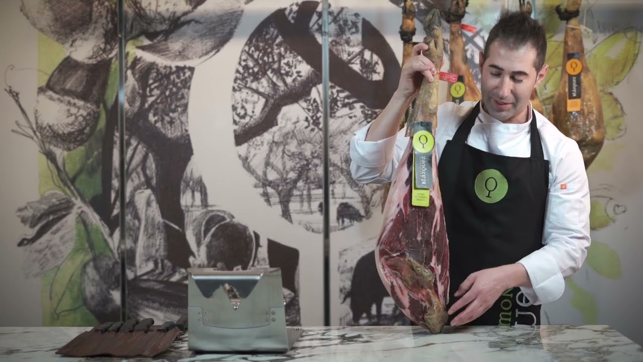 El arte de cortar un jamón ibérico de bellota Blázquez - ¿Como lonchear un jamón?