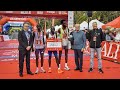 Maratón de Málaga 2025 llegada a meta de los tres primeros chicos #malaga #maraton #deporte #shorts 