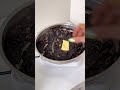 🖤 Risotto en tinta de calamar… elegante, cremoso y con full sabor del mar.