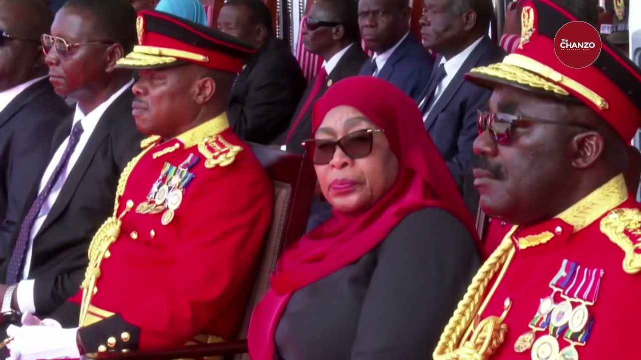 Tazama Rais Samia Akitunuku Kamisheni kwa Maafisa Wanafunzi Monduli