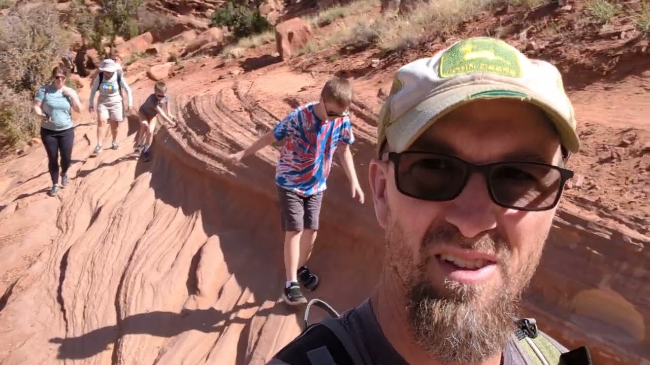 Utah Hikes: Sand Caves & Belly of the Dragon