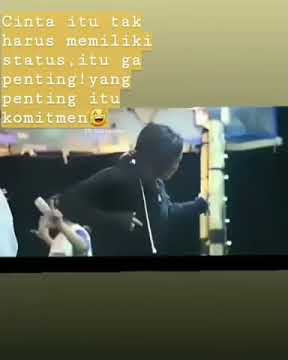 Story WA, cinta itu tak harus memiliki status, yang penting komitmen