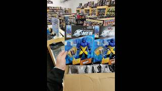 TRG Toys - Case Crack - Marvel Legends Astonishing X-Men Beast