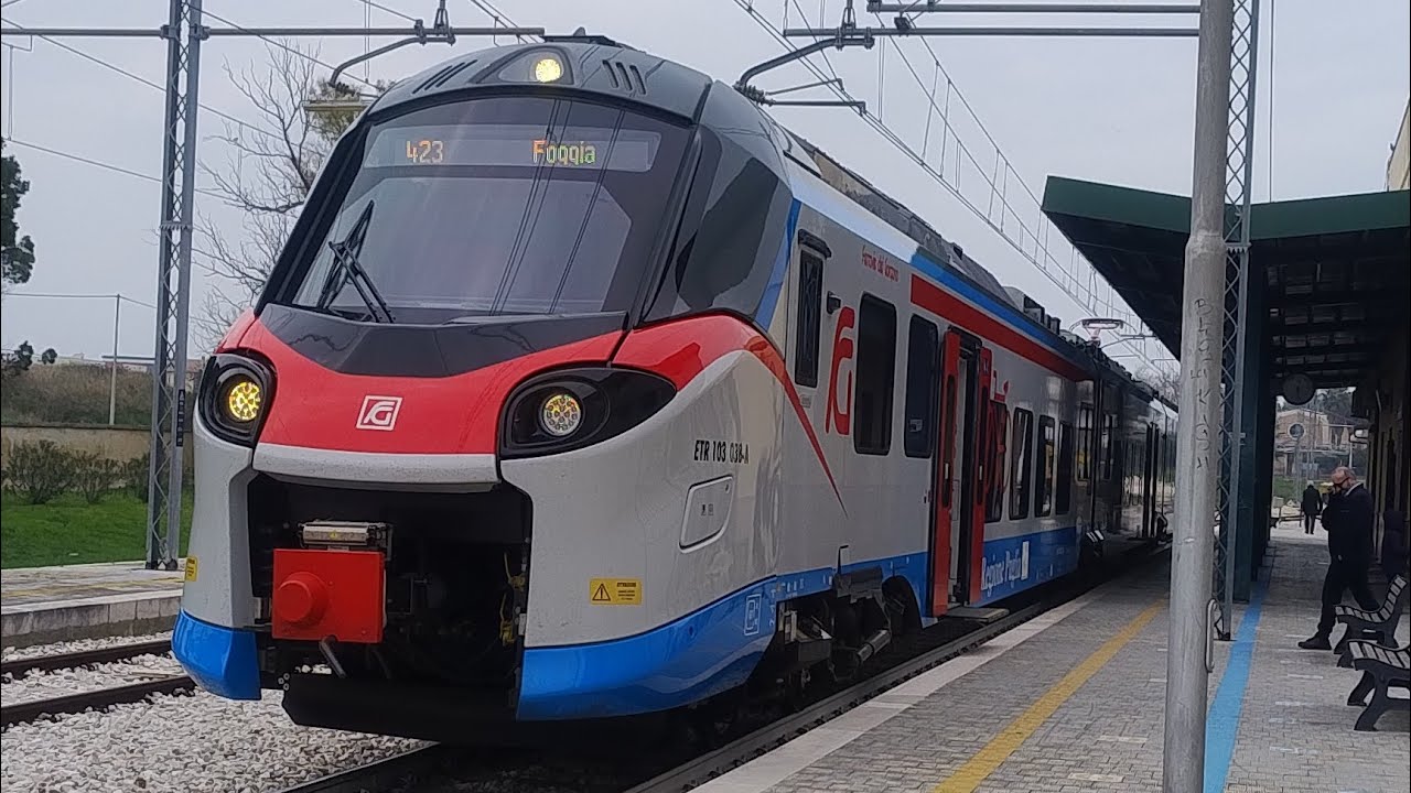 Pop ETR103.038 Ferrovie del Gargano in partenza da Lucera operante il Regionale 423 