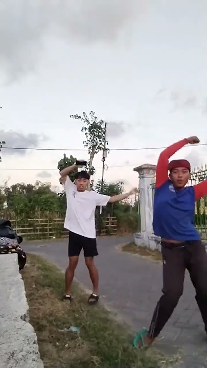 kaji lele joget/dance eskrim Campina #shorts #tiktok #meme #lucu #viral #beranda #dance #fyp