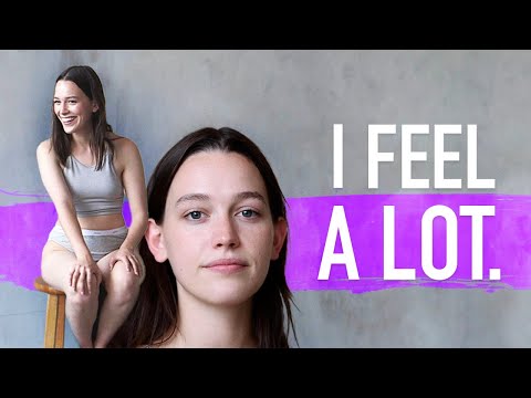 Victoria Pedretti Laughs and Cries Her Way to Accepting The Gift of Her Sensitivity