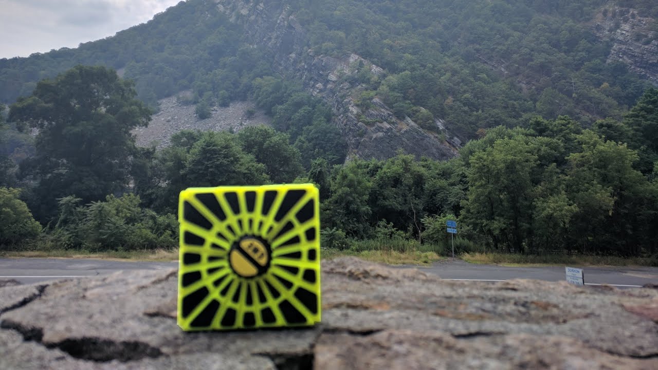 Spiral Wave Floppy Super Square-4