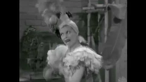 Lucy Ricardo sings Mama Yo Quiero