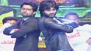 Nani & Vijay Dance Performance To Title Track - Yevade Subramanyam Audio Launch Live