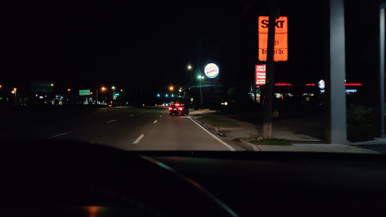 Rental Car Return to Palm Beach International Airport store Alamo