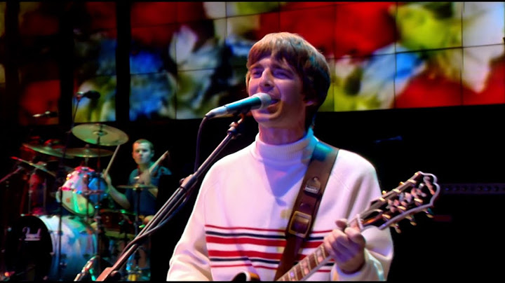 Don't Look Back in Anger Live version - Live performance video thumbnail