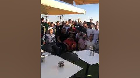 لاعبوا الرجاء الرياضي يغنون "رجاوي فلسطيني " في القدس عاصمة فلسطين