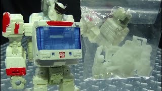 GX-04 Siege Ratchet UPGRADE KIT: EmGo's Transformers Reviews N' Stuff