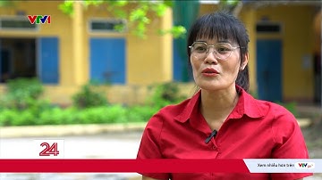 Khoảnh khắc nữ giáo viên bất chấp lao xuống dòng nước xiết sông cứu nữ sinh | VTV24