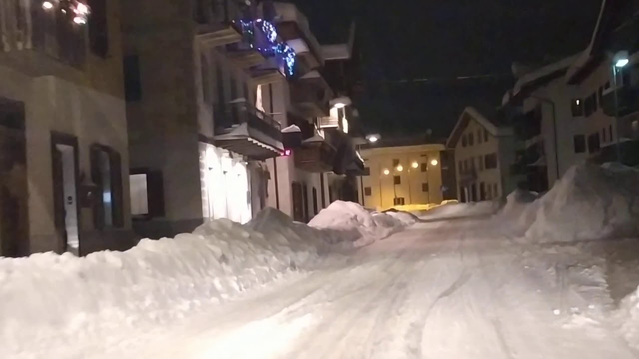 2020/12/28 20.41.35 Auronzo notte imbiancata.