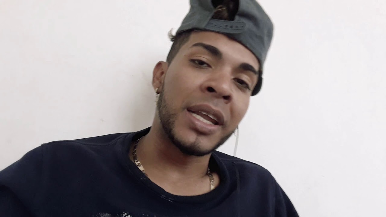 Blackeltravieso (imitando un locutor de olimpica stereo) 😎😉😅 camera iphone 8 plus apk