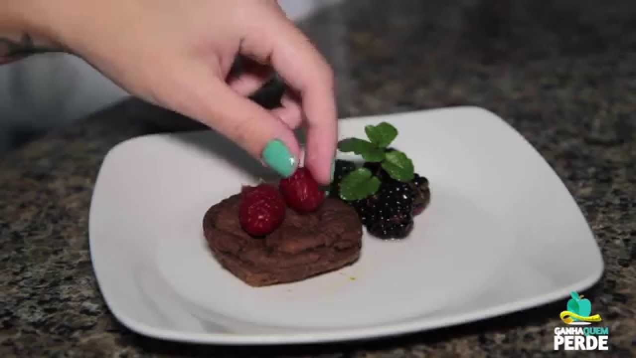 RECEITA DE BROWNIE FIT DE BATATA DOCE COM CACAU