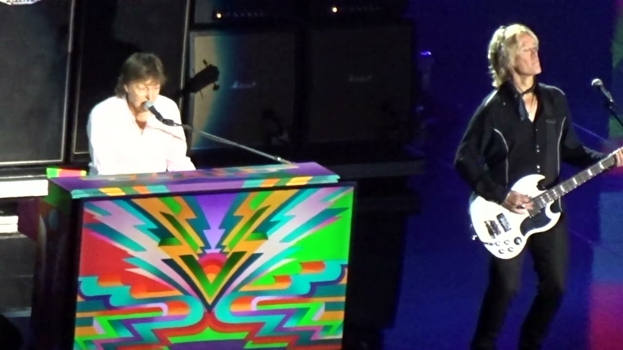 PAUL McCARTNEY – New (Live) Target Center – Minneapolis, Minnesota 05 MAY 2016 Fan Filmed