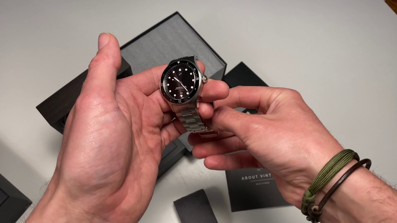 About Vintage 1926 At’Sea