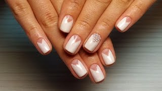 Дизайн ногтей гель-лак shellac - Лунный маникюр + жемчуг (видео уроки дизайна ногтей) Дизайн ногтей гель-лак shellac - Лунный маникюр + жемчуг (видео уроки дизайна ногтей)