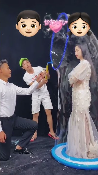 Cewek judes saat preweding keluar juga senyumnya