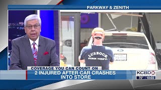 Car crashes into Lubbock convenience store