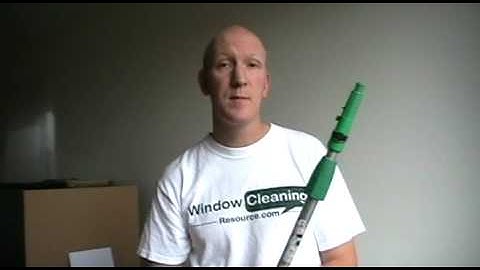 Tool Talk with Mark the Window Cleaner Episode 33 Unger Optiloc Pole