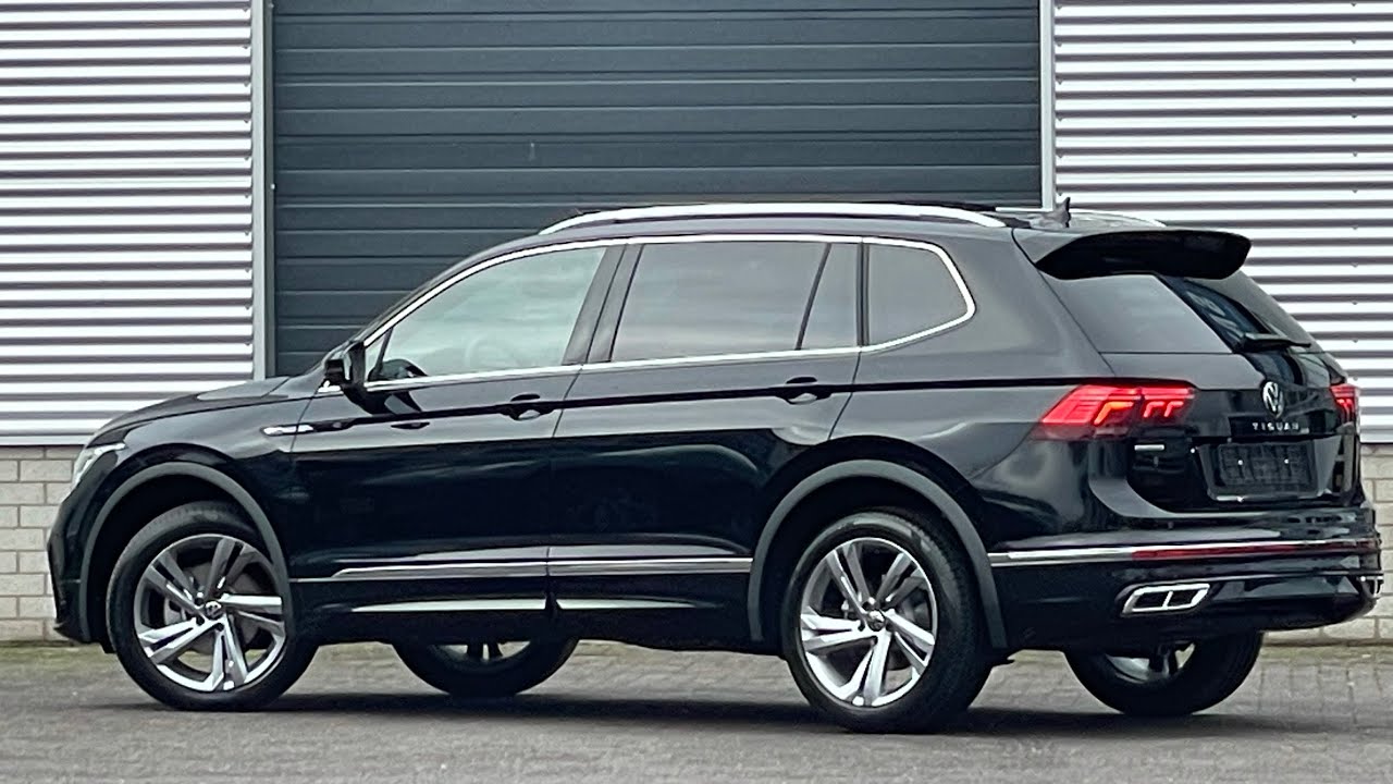 Volkswagen NEW Tiguan Allspace R-line 2022 in 4K Deep Black 19