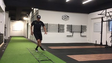 LADDER BACKWARD CROSSOVER SHUFFLE