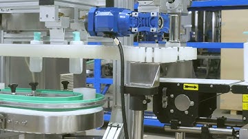 6 nozzles filling machine integrated with 8 heads spray pump caps feeding screw capping equipment