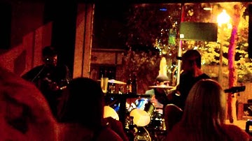 Redundant - unplugged 1