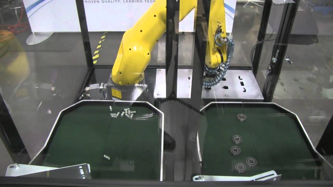 Flexible Part Feeding With Graco S G Flex 1500 Feeder And Fanuc Robots Youtube