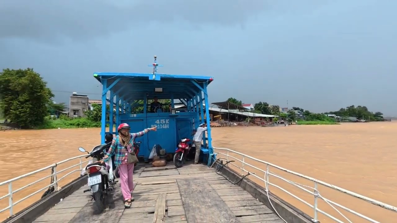 Đò Vàm Nao : Chợ Mới qua Phú Tân rất nhiều sóng và gió