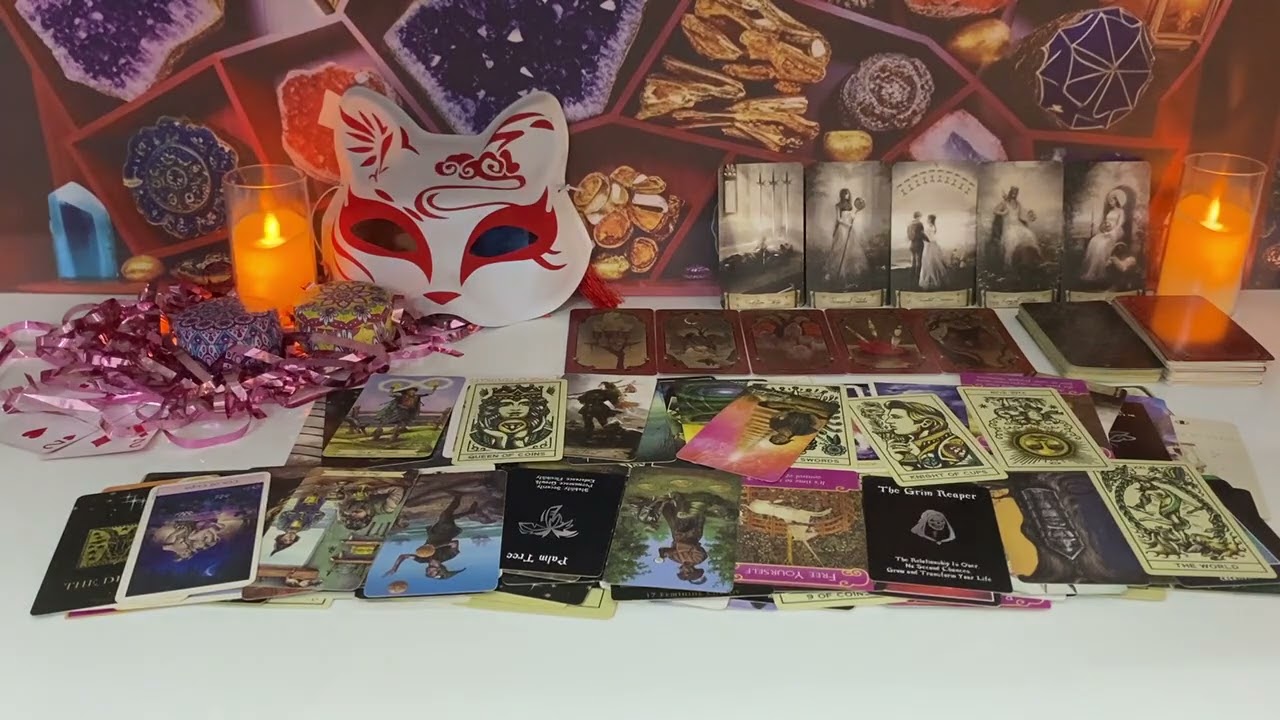 SAGITTARIUS   SOMEONE THINKS ABOUT U DAY & NIGHT SAGITTARIUS  LOVE TAROT READING