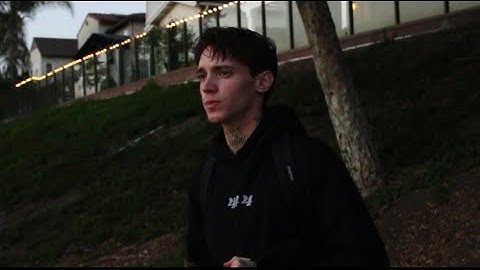 Sky Woods - Mama you killed me (Official Music Video)