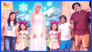 Ryan’s World visits Disney World to see Anna and Elsa in REAL LIFE!