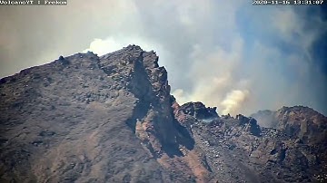 Zoom Merapi 24x from a Distance 5km (Time Lapse) - 16/11/2020