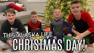 CHRISTMAS DAY 2021 | Open Presents With Us!