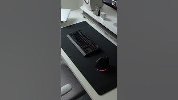 The Razer Pro Click V2 Vertical Edition combines ergonomic form with precision performance.