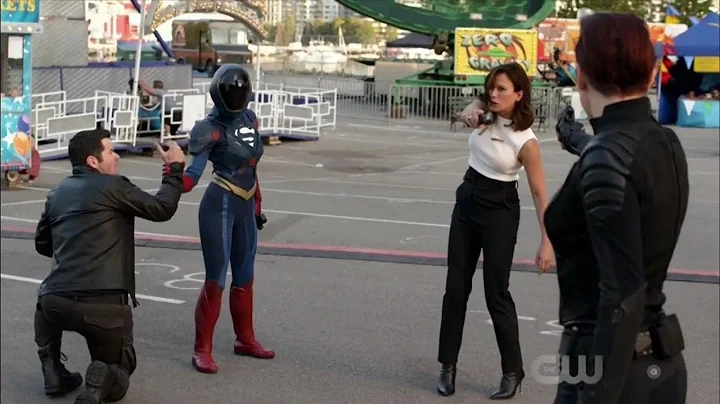 Supergirl 4x04 Supergirl, Alex and J'onn vs Mercy ...