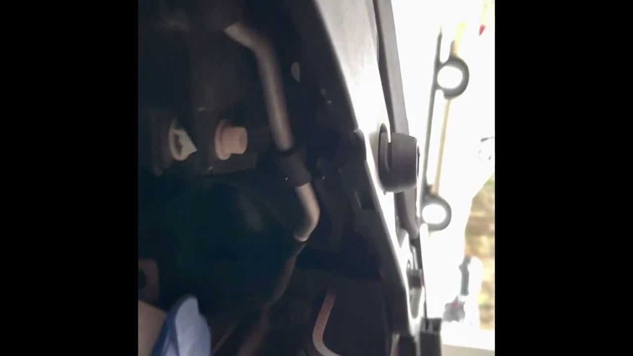 Fixing hyper-flashing/blinking on 2011 KIA SORENTO (not the bulb