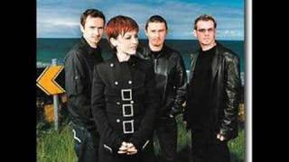 The Cranberries - Wake up and smell the coffee chords