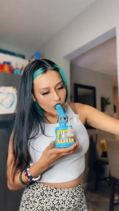 #monster #bong #foryou #youtubeshorts #shortvideo #smoking #video #weed #funny #happy #goodvibes