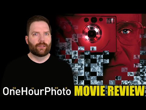 One Hour Photo - Movie Review