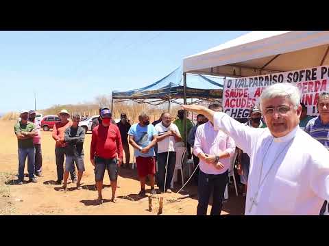 Moradores do Povoado Valparaíso fazem manifestação diante o portão do Lixão de Picos1